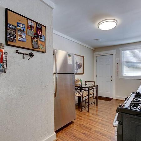 Cedar Blossom Bungalow Is A Cozy Getaway With A 5 Minute Walk To Downtown! Hot Springs Exterior photo