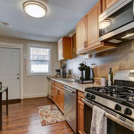 Cedar Blossom Bungalow Is A Cozy Getaway With A 5 Minute Walk To Downtown! Hot Springs Exterior photo